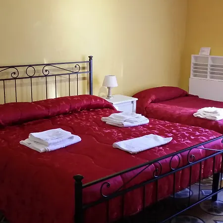 Bed & Breakfast La Breccia A Porta Pia Řím