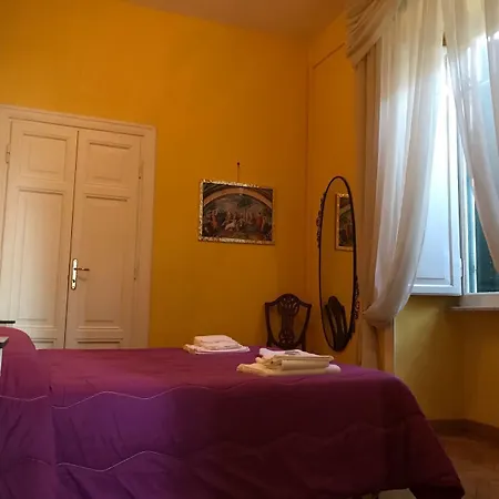 Bed & Breakfast La Breccia A Porta Pia