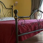 فندق مبيت وإفطار La Breccia A Porta Pia روما