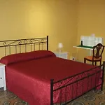 La Breccia A Porta Pia فندق مبيت وإفطار 4*