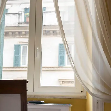 La Breccia A Porta Pia Bed & Breakfast