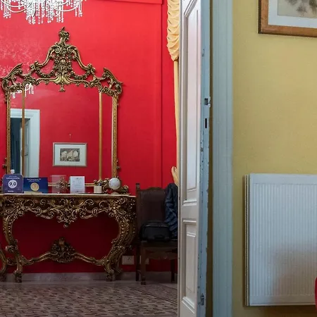 Bed & Breakfast La Breccia A Porta Pia