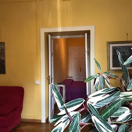 La Breccia A Porta Pia Bed & Breakfast 3*